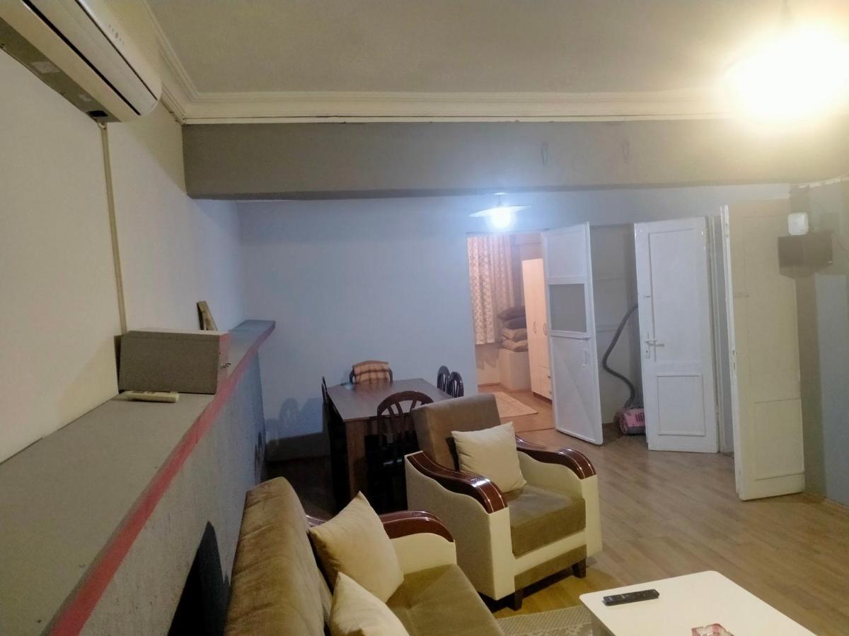 2 Bedrooms Central Area Located Appartment 1Floor Istanbul Exteriör bild