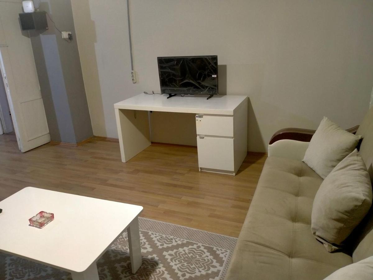 2 Bedrooms Central Area Located Appartment 1Floor Istanbul Exteriör bild