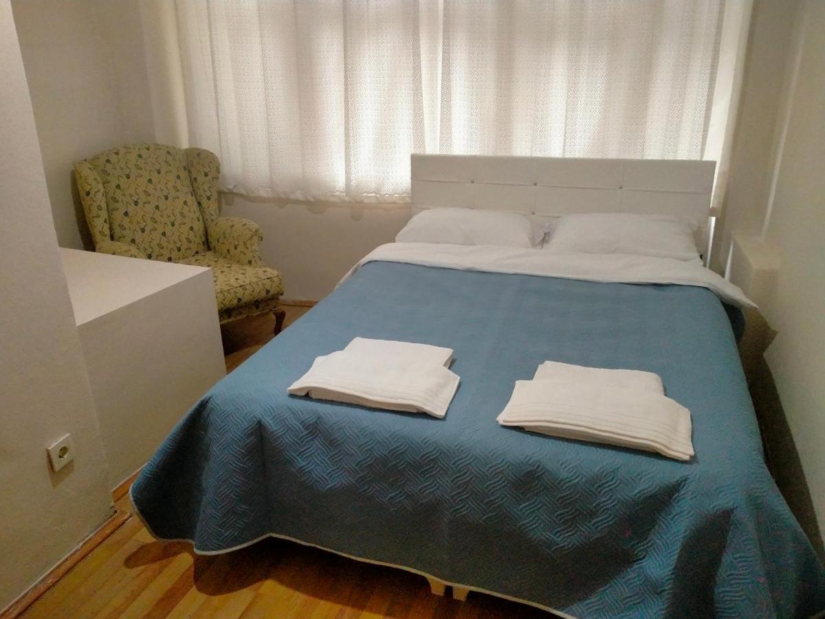 2 Bedrooms Central Area Located Appartment 1Floor Istanbul Exteriör bild