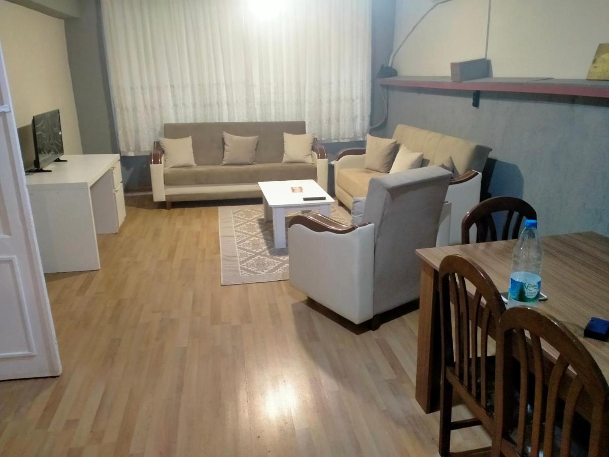 2 Bedrooms Central Area Located Appartment 1Floor Istanbul Exteriör bild